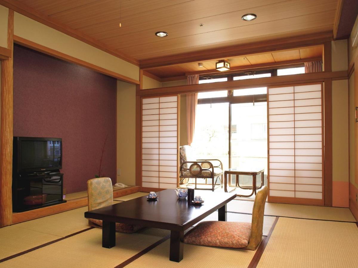Hotel 楽気ハウス甲斐路 Raki House Kaiji Fuefuki Pokoj fotografie